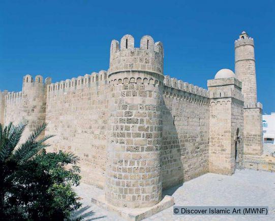 Citadelle De Qaitbay, Construite À Partir Des Ruines Du Phare D'Alexandrie  Sept Merveilles Du Monde , À Alexandrie, Egypte Banque D'Images et Photos  Libres De Droits. Image 182149289