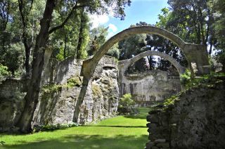Photograph:&nbsp;Parco Chigi, Uccelliera,  &copy;&nbsp;Palazzo Chigi Ariccia